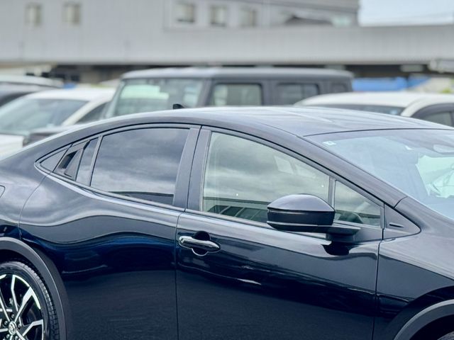 PRIUS PHV