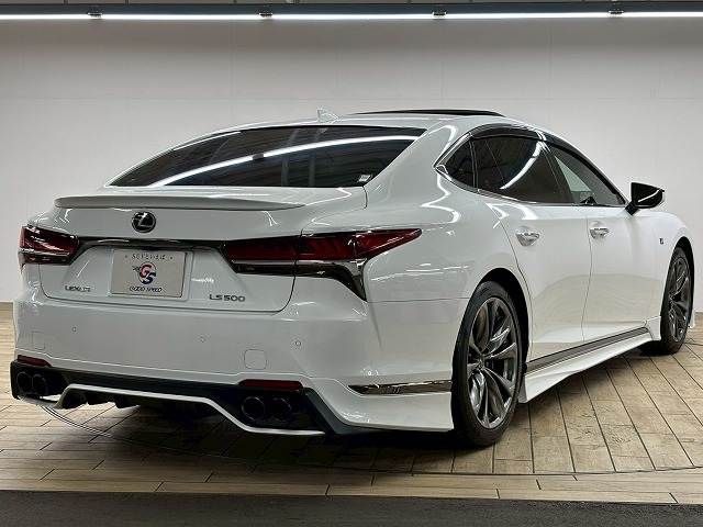 LEXUS LS500