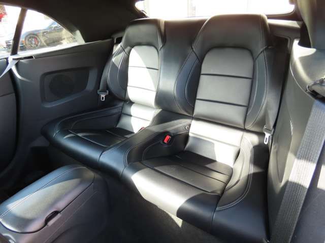 FORD MUSTANG open