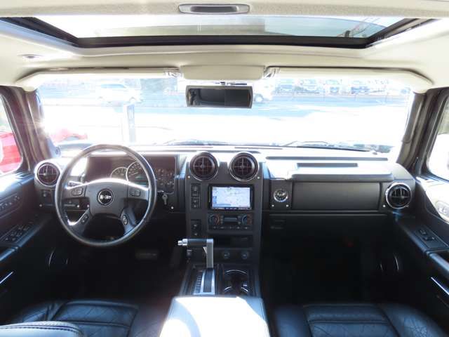 HUMMER H2