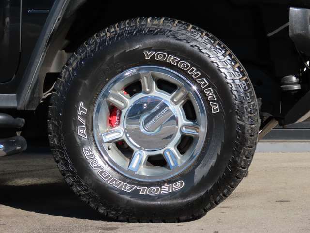 HUMMER H2