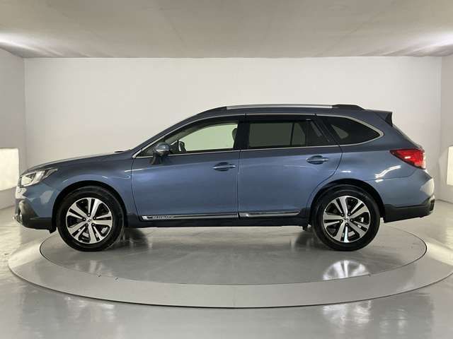 LEGACY OUTBACK