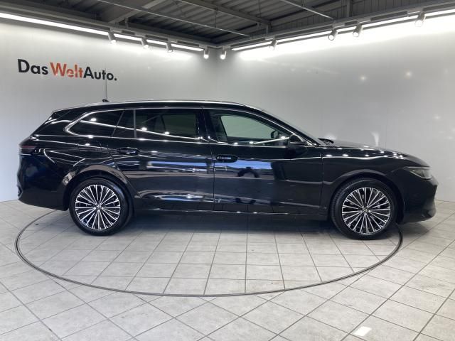 VOLKSWAGEN PASSAT wagon