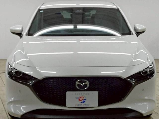 MAZDA3 FASTBACK