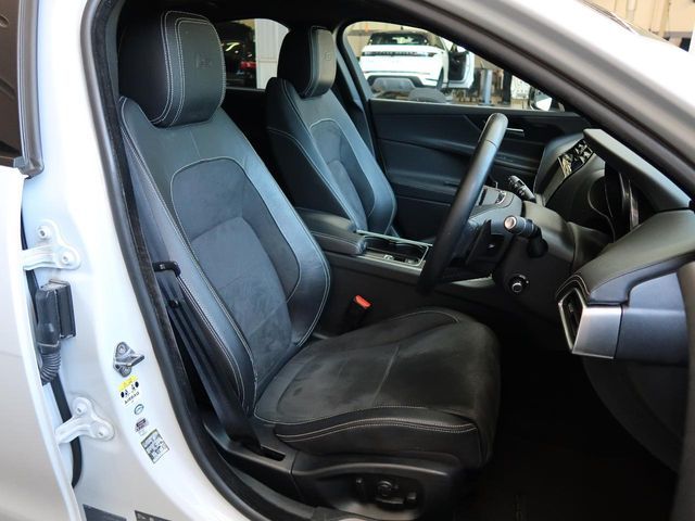 JAGUAR XEseries