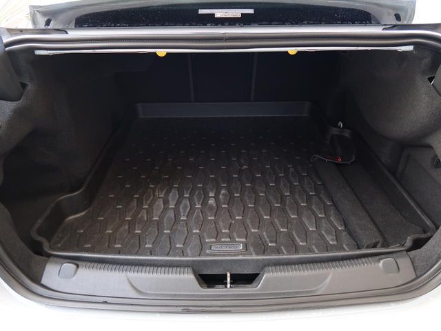 JAGUAR XEseries