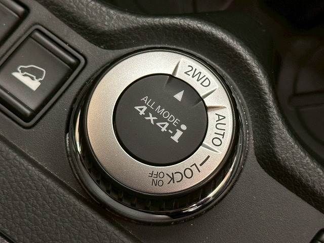 X-TRAIL 4WD