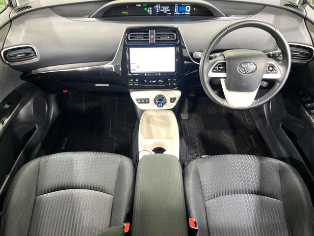 PRIUS 4WD