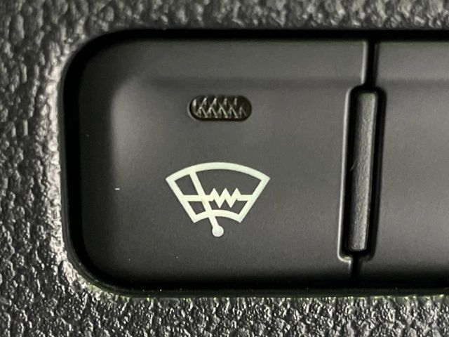 PRIUS 4WD