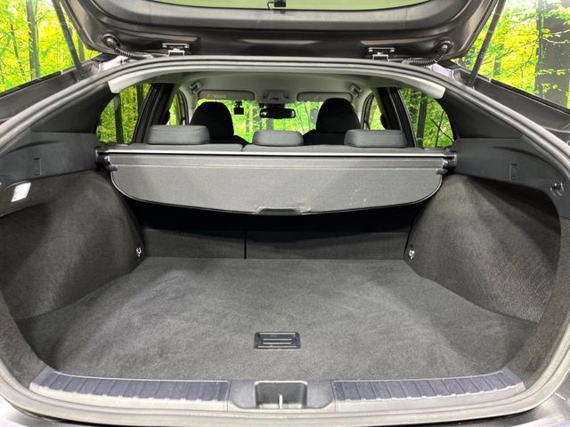 PRIUS 4WD