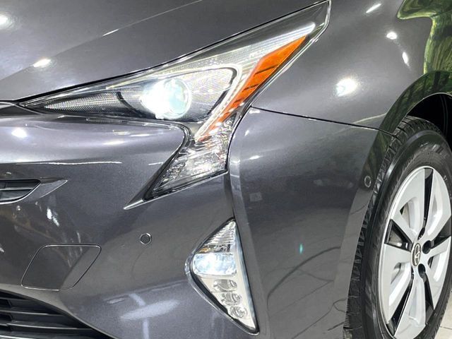 PRIUS 4WD