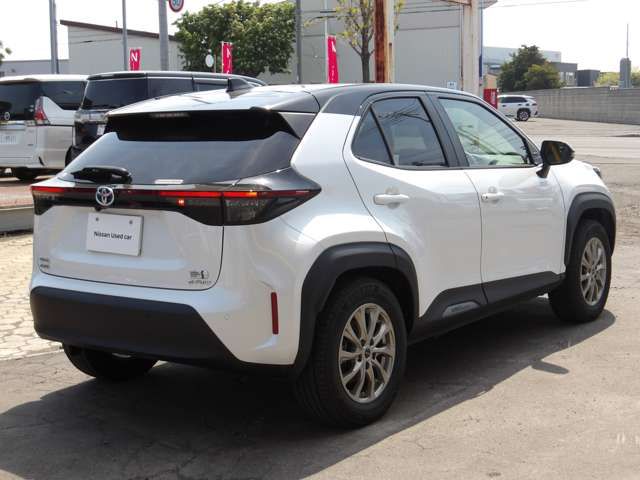 YARIS CROSS HYBRID