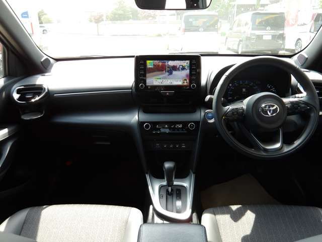 YARIS CROSS HYBRID