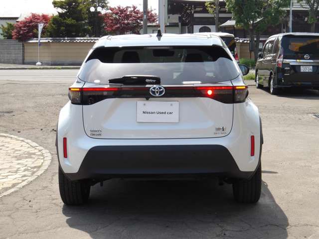 YARIS CROSS HYBRID