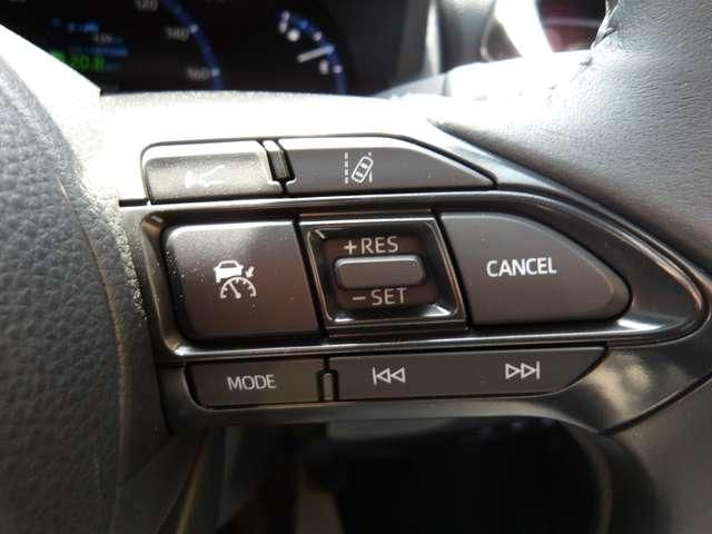 YARIS CROSS HYBRID