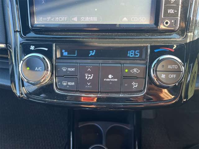 COROLLA AXIO HYBRID