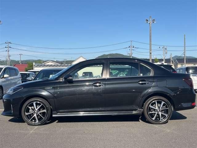 COROLLA AXIO HYBRID