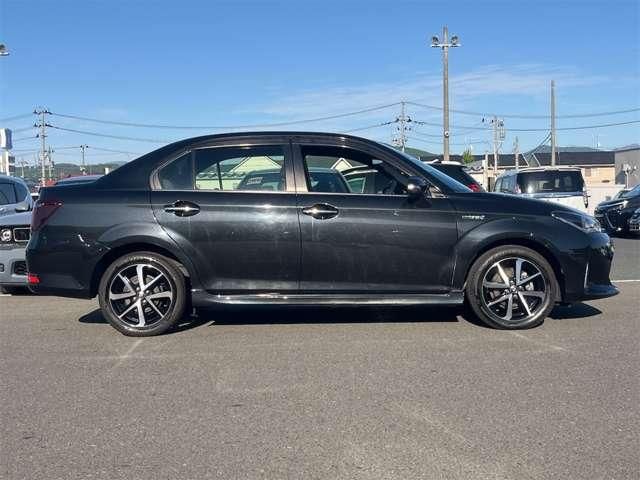 COROLLA AXIO HYBRID