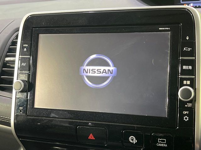 SERENA S-HYBRID 4WD