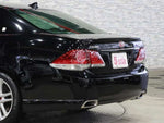 CROWN sedan