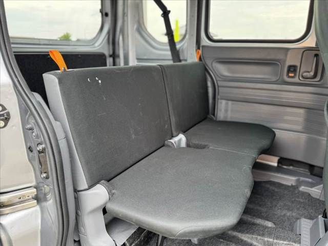 N-VAN