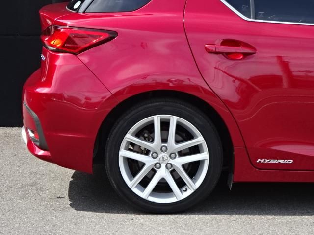 LEXUS CT200h