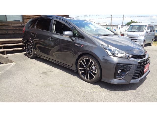 PRIUS Alpha