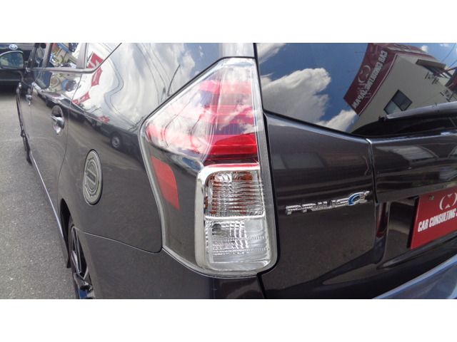 PRIUS Alpha