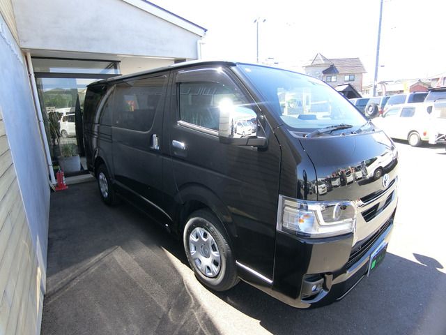 HIACE van 2WD