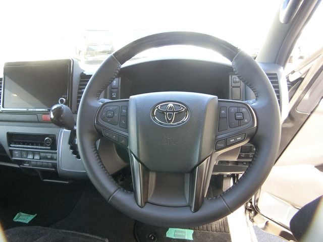 HIACE van 2WD