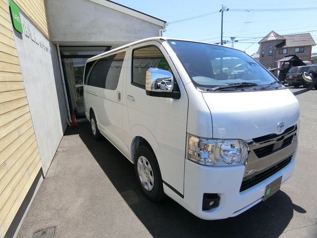 HIACE van 2WD