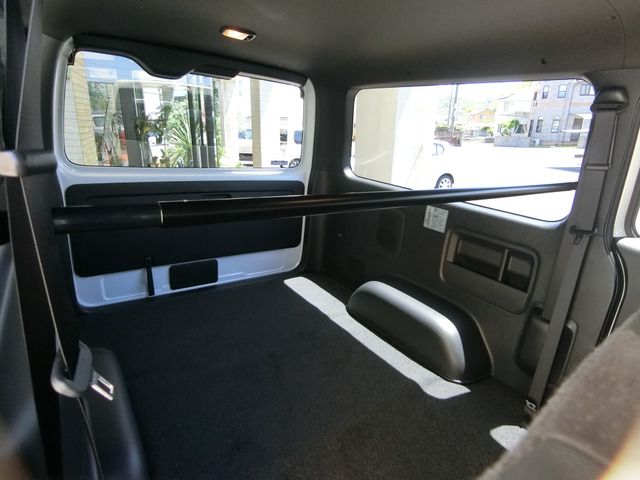 HIACE van 2WD