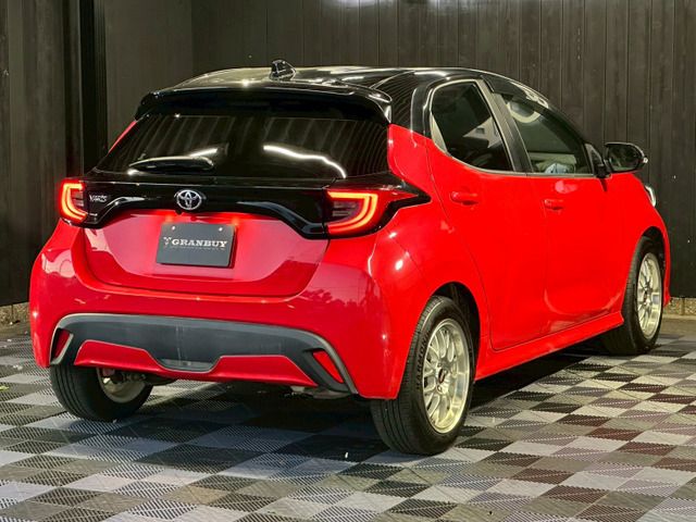YARIS