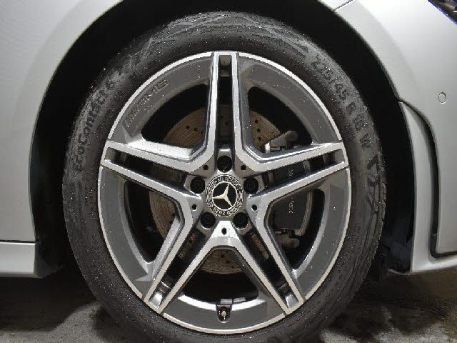 MERCEDES BENZ CLA class