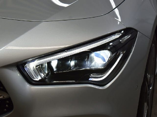 MERCEDES BENZ CLA class
