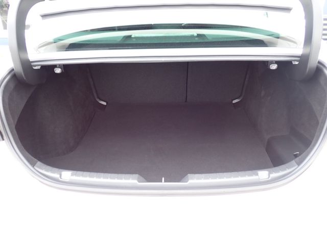 MAZDA3 SEDAN