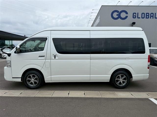 HIACE wagon