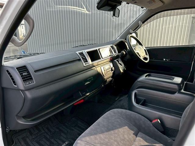 HIACE wagon