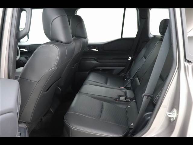LANDCRUISER 250