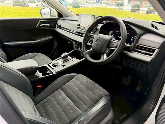 OUTLANDER PHEV