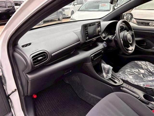 YARIS HYBRID