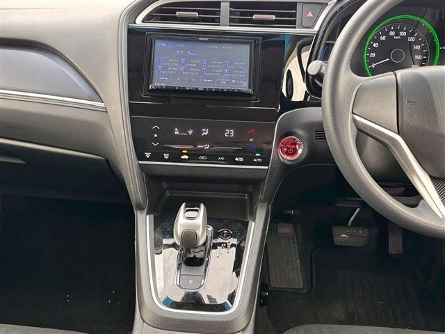 SHUTTLE HYBRID