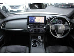 CROWN sedan hybrid