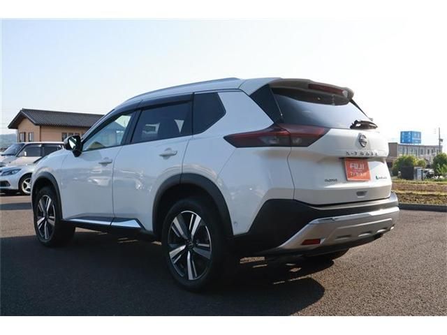 X-TRAIL HYBRID 4WD