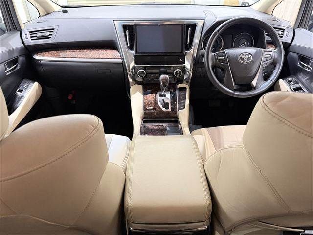 ALPHARD hybrid 4WD