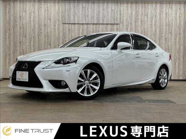 LEXUS IS300h