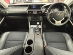 LEXUS IS300h