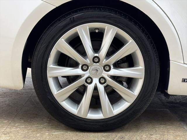 LEXUS IS300h