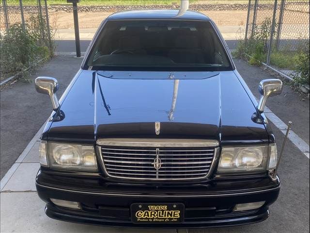 CEDRIC sedan