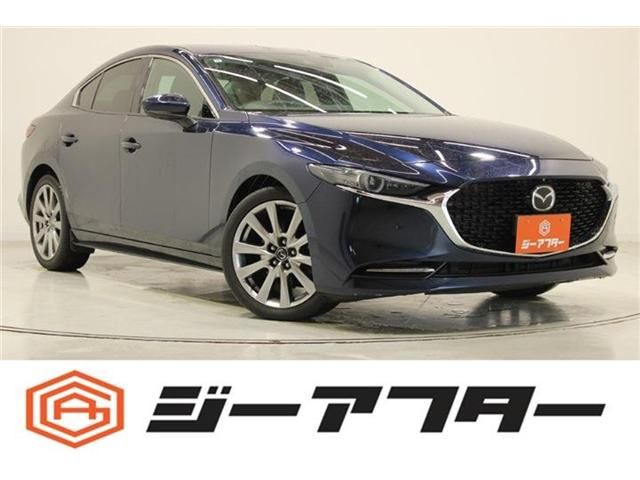 MAZDA3 SEDAN